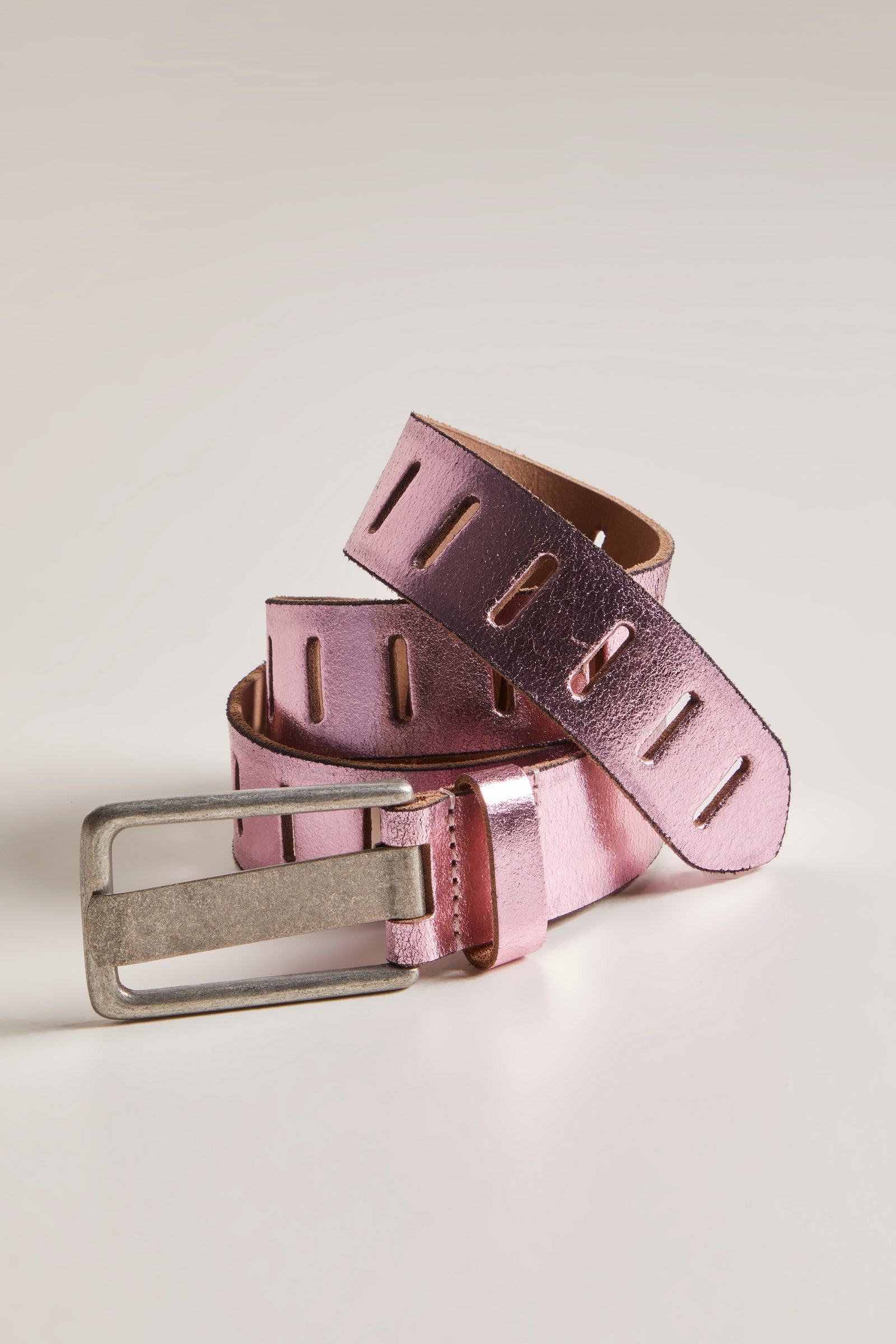 Free People WTF Metallic Jona Belt - Gumdrop Metallic – Love Spell